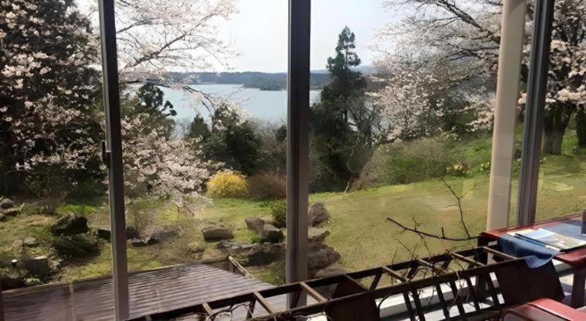 Hotel New Katsura Sado Exteriör bild